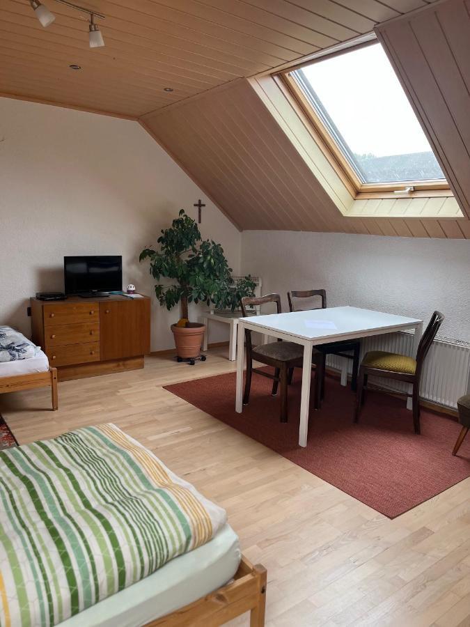 Monteurzimmer-Graf Nidda Экстерьер фото