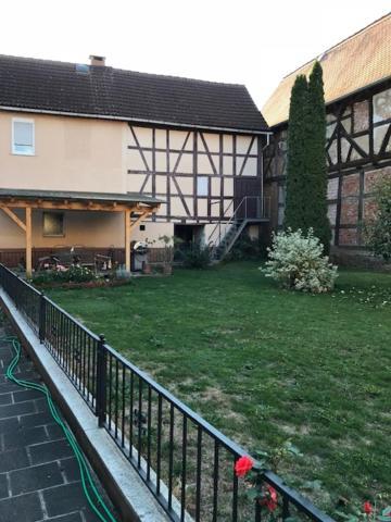 Monteurzimmer-Graf Nidda Экстерьер фото